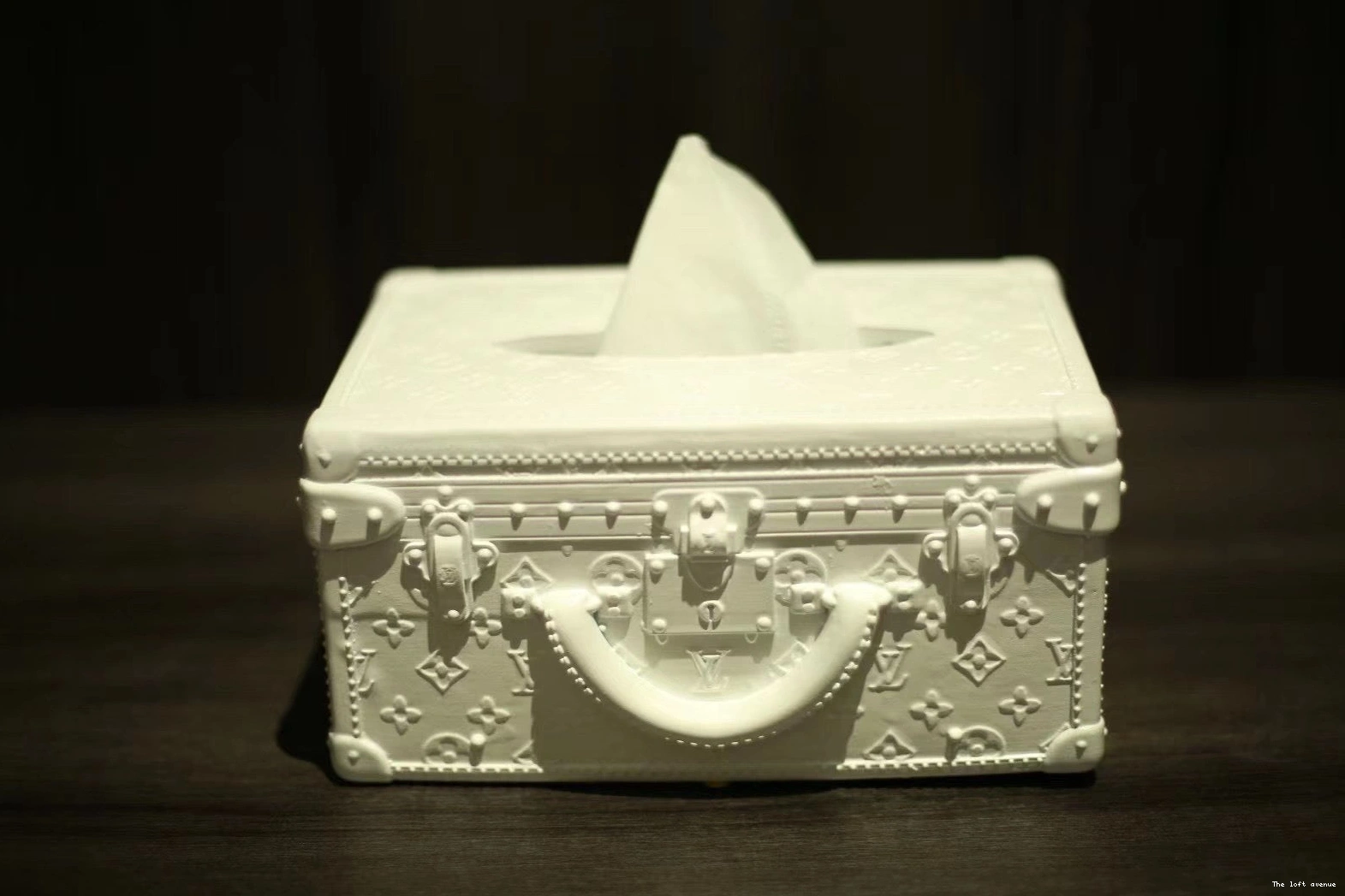 TISSUE LV CUSTOM BOX COVER 0803
